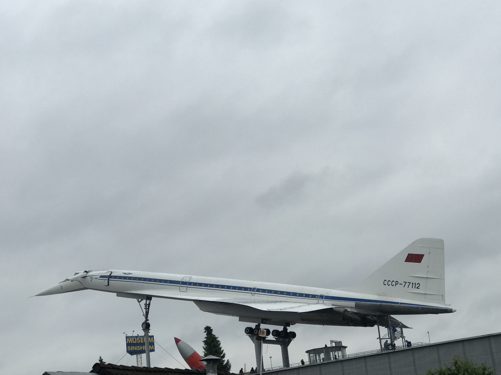 B17C4D50-40CF-4211-A36B-2C28B500013B