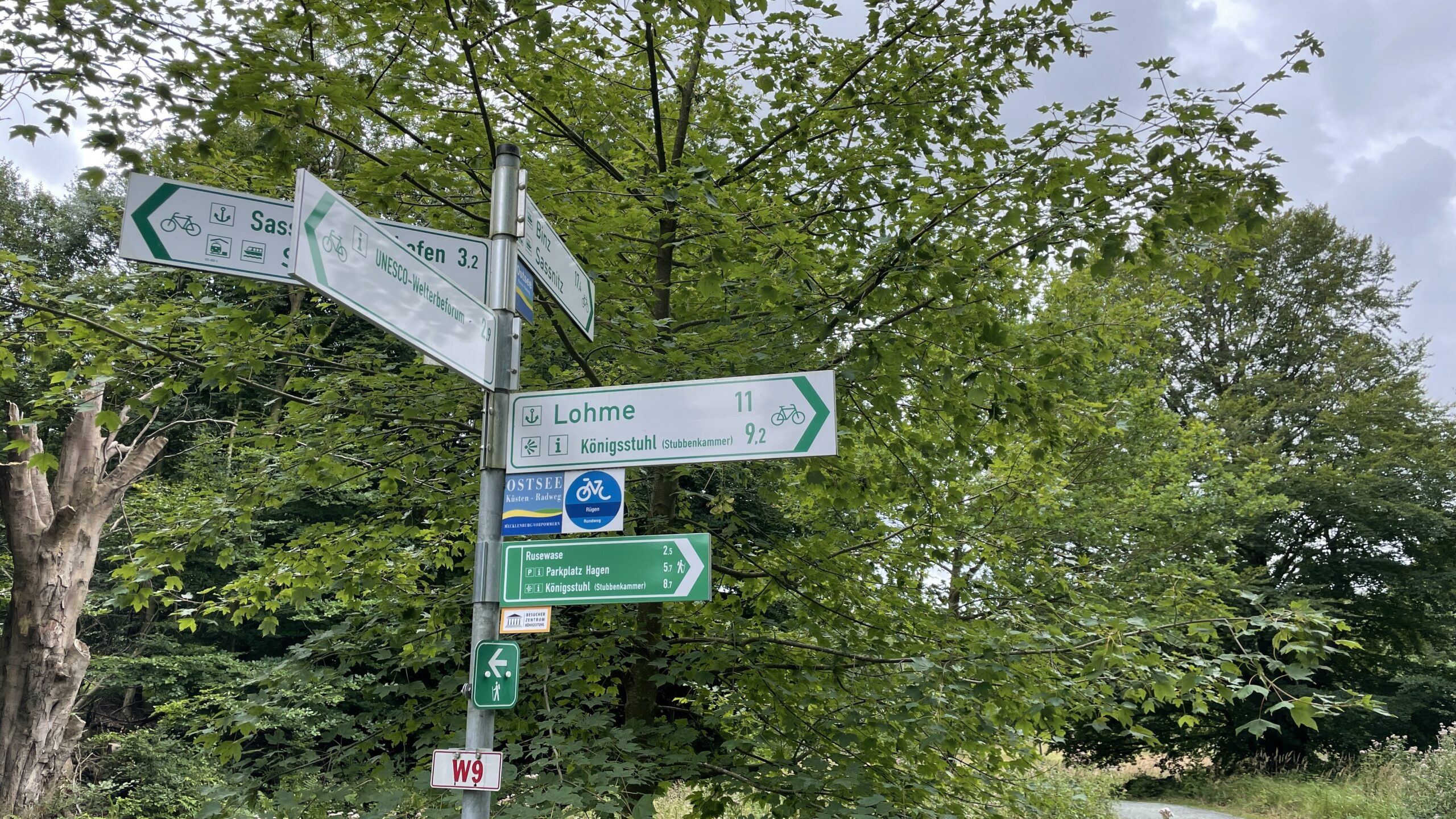 0E1772AB-9783-47DD-8F88-82228B2E64E5