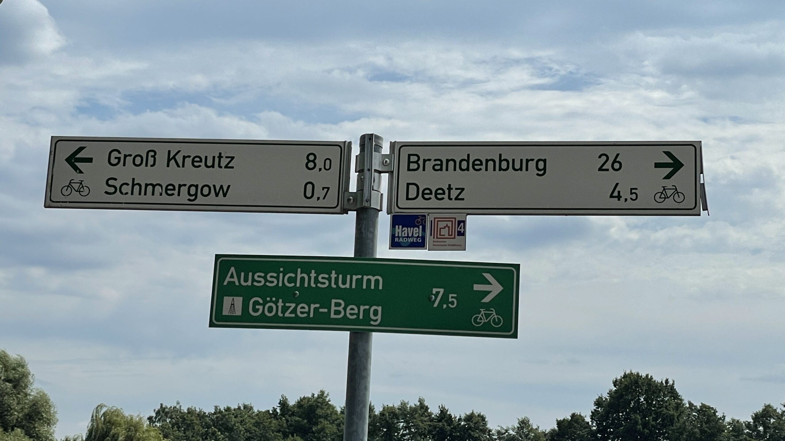 233939B1-E964-4632-AD73-0EE22C9106C7