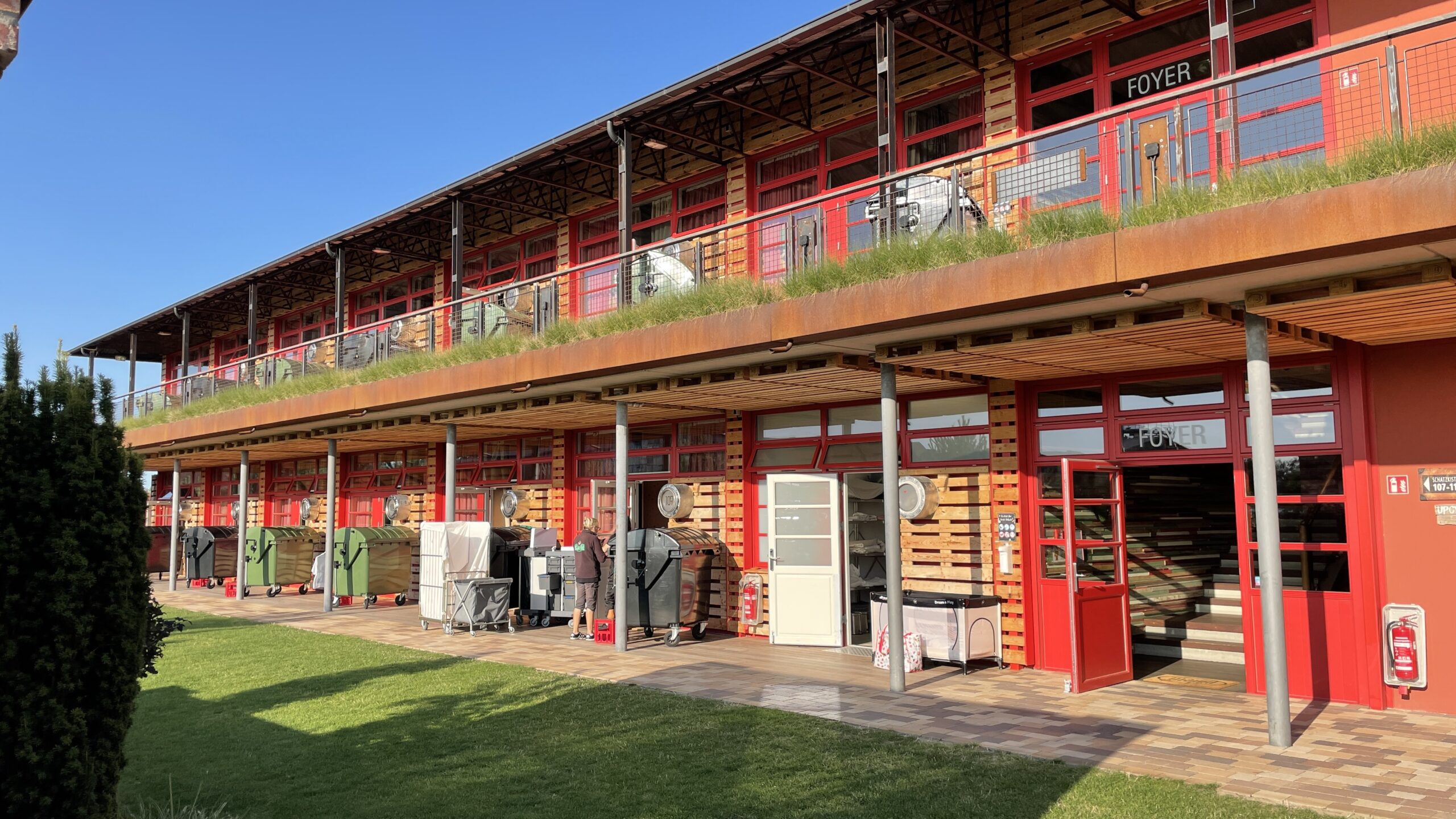 32FA5B89-423B-43D6-9F81-ABA742331B9C