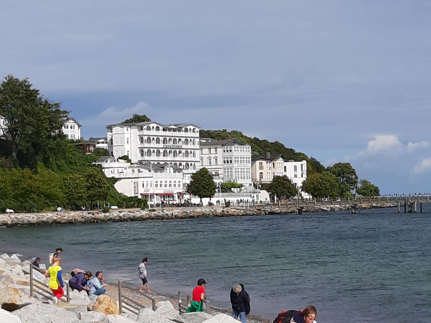 4FE189B0-BF33-46AE-B065-81E620245BC8