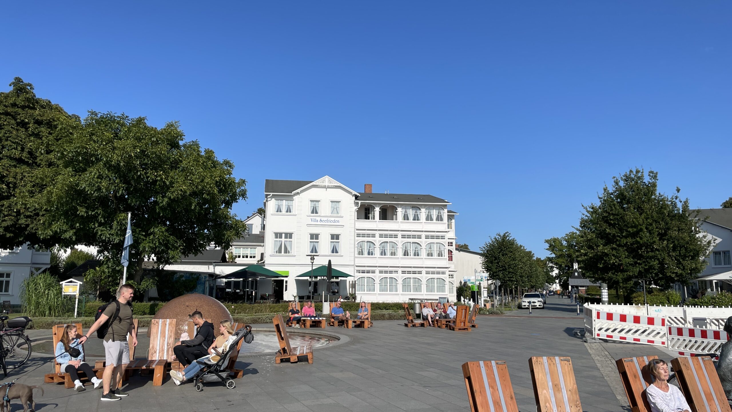 6B1F5EDB-5760-4998-B9AA-27BAACE33478