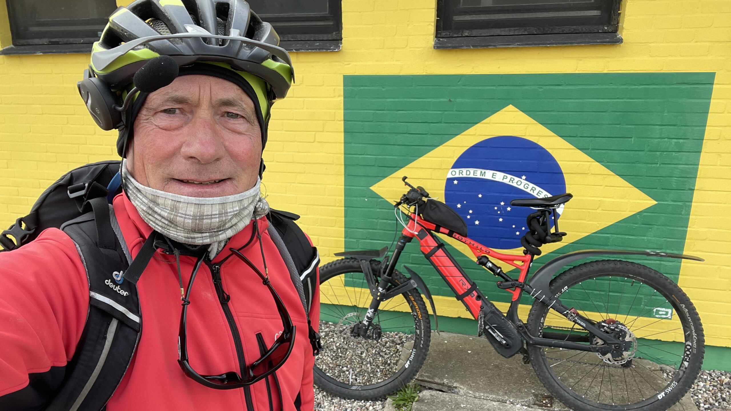 7126EDFE-1625-46C3-B54B-13F654BB4EE1