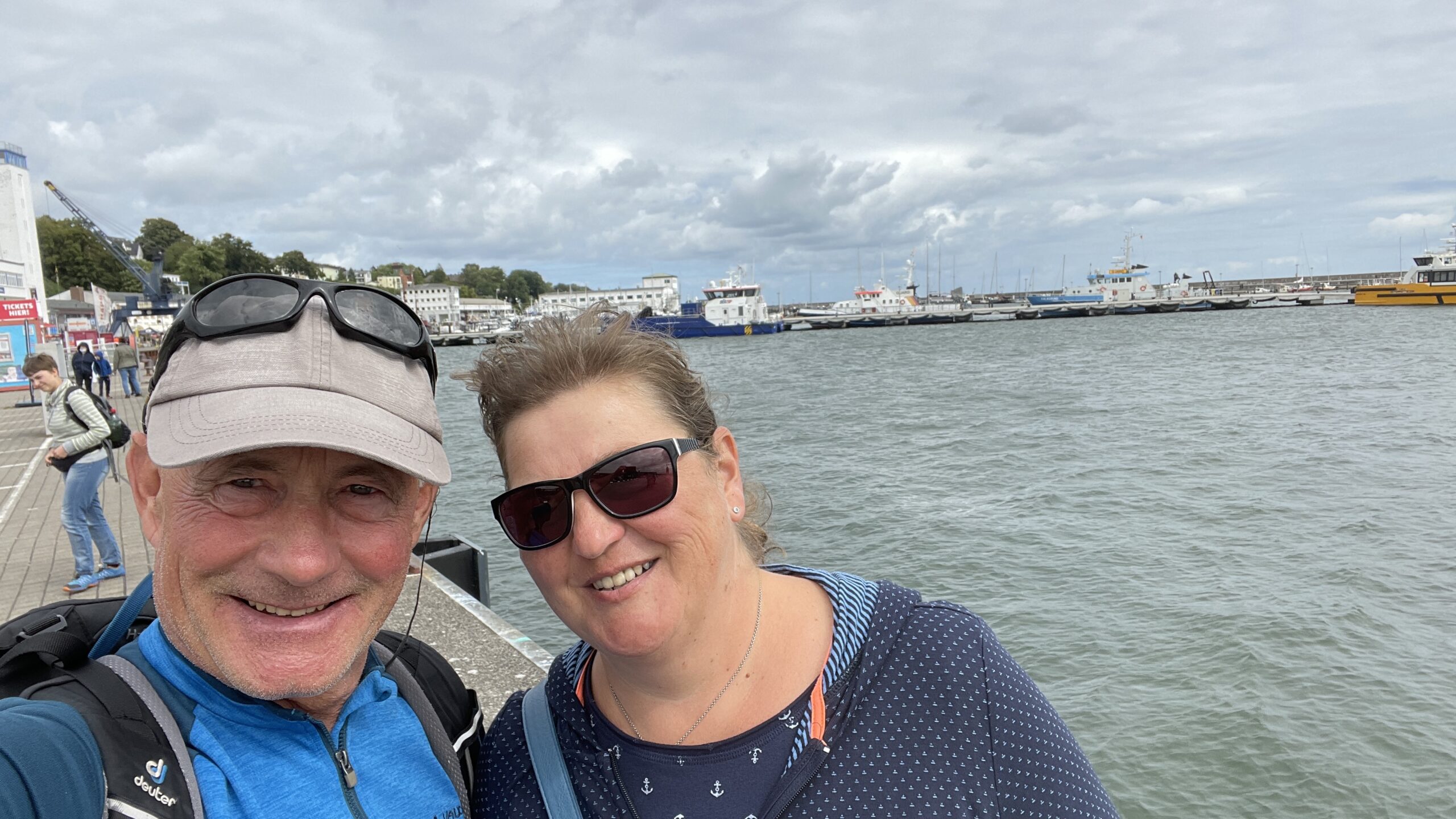 A3FF0267-CDA1-458D-8AE1-851400F8B410