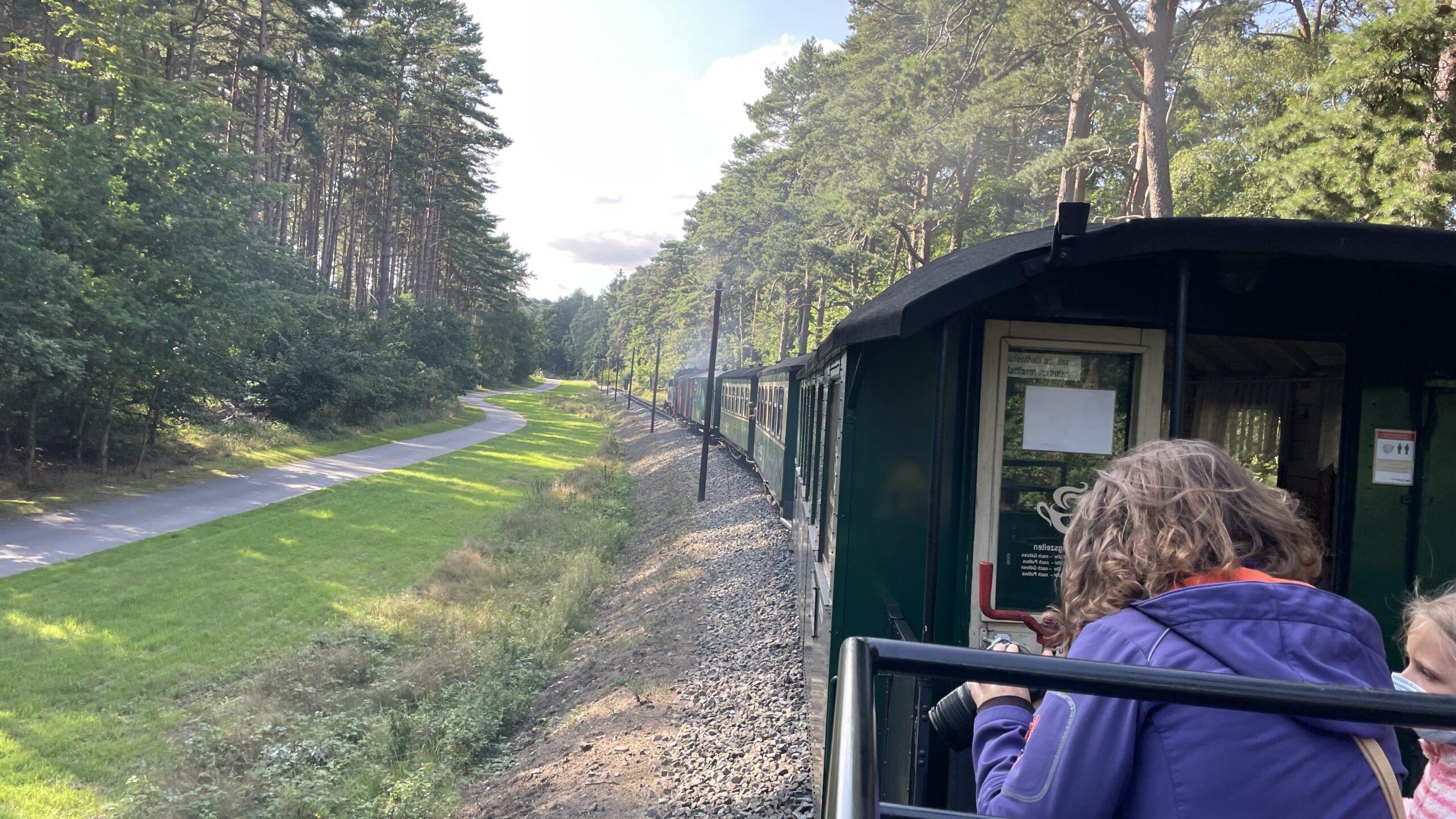 B2165DA4-B83E-4046-B394-6C61271EF212