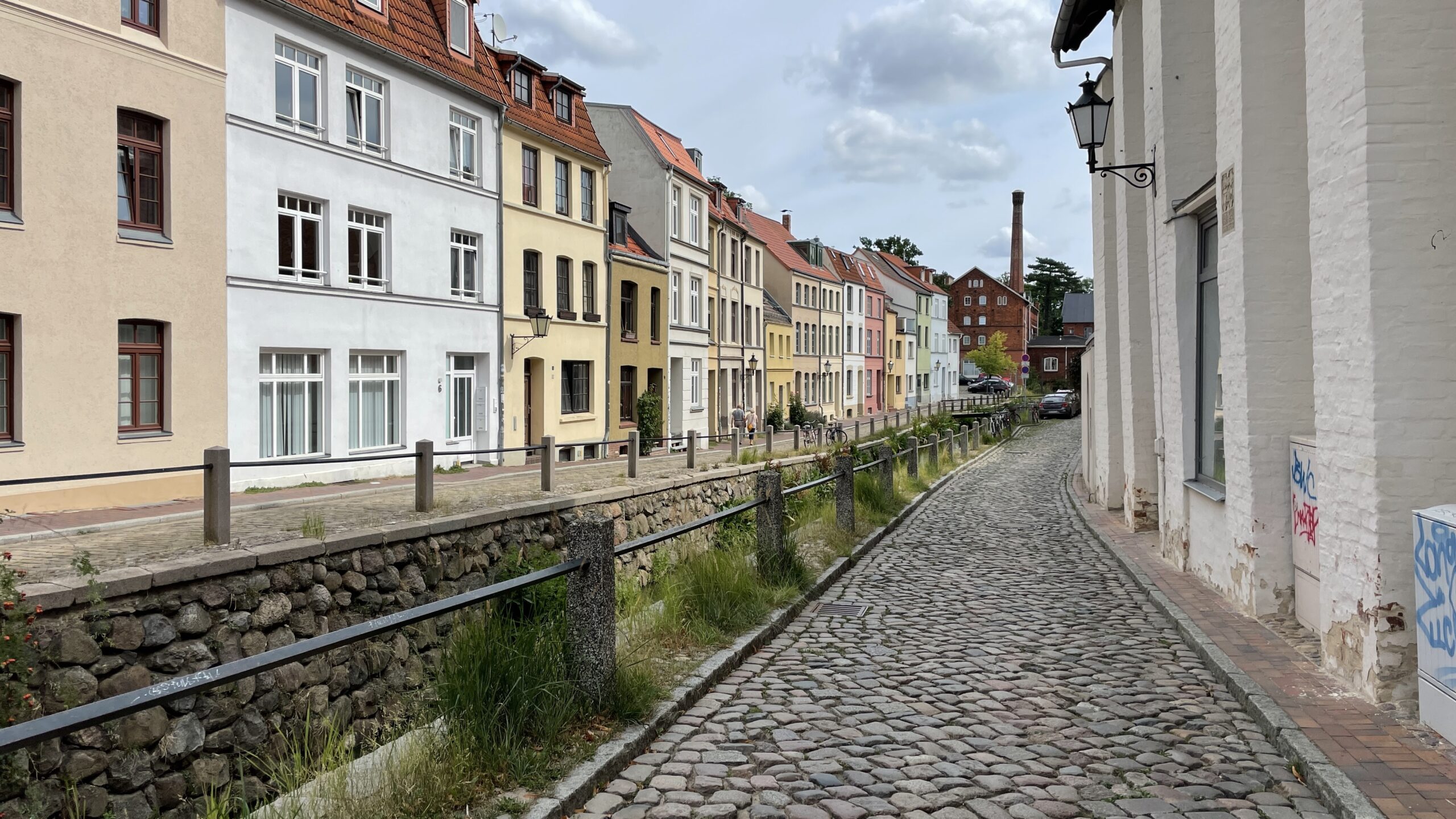 D47235B1-081F-407A-A1EE-4358B1367815