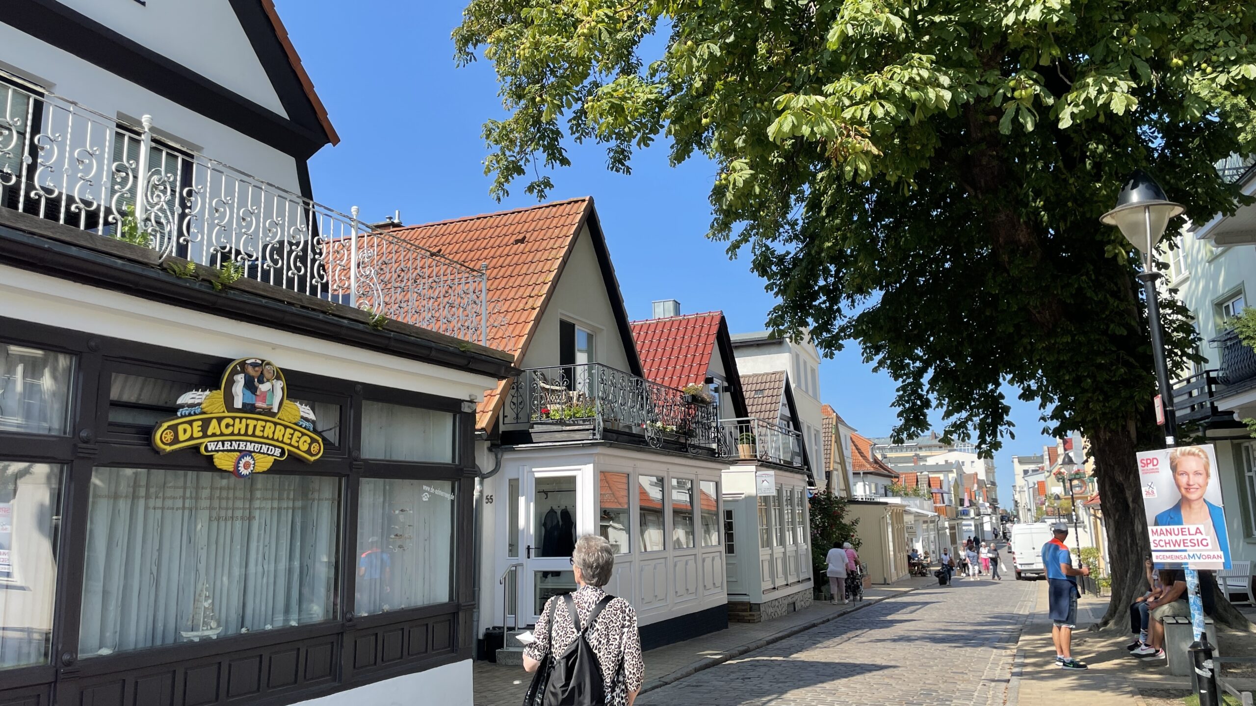 EDE57516-86E5-45AE-9844-2CBEA2AF4690